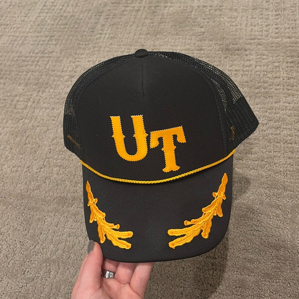 Utah Embroidery Trucker Hat